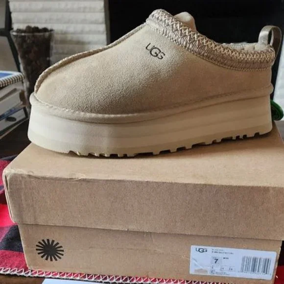 【値下げ】UGG SUZETTE スゼット 1014317 7.5/24.5 値下げ】UGG SUZETTE スゼット 1014317 7.5/24.5